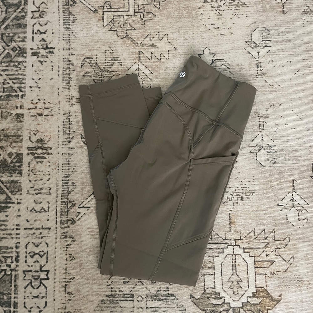 Lululemon All the Right Places 7/8 legging